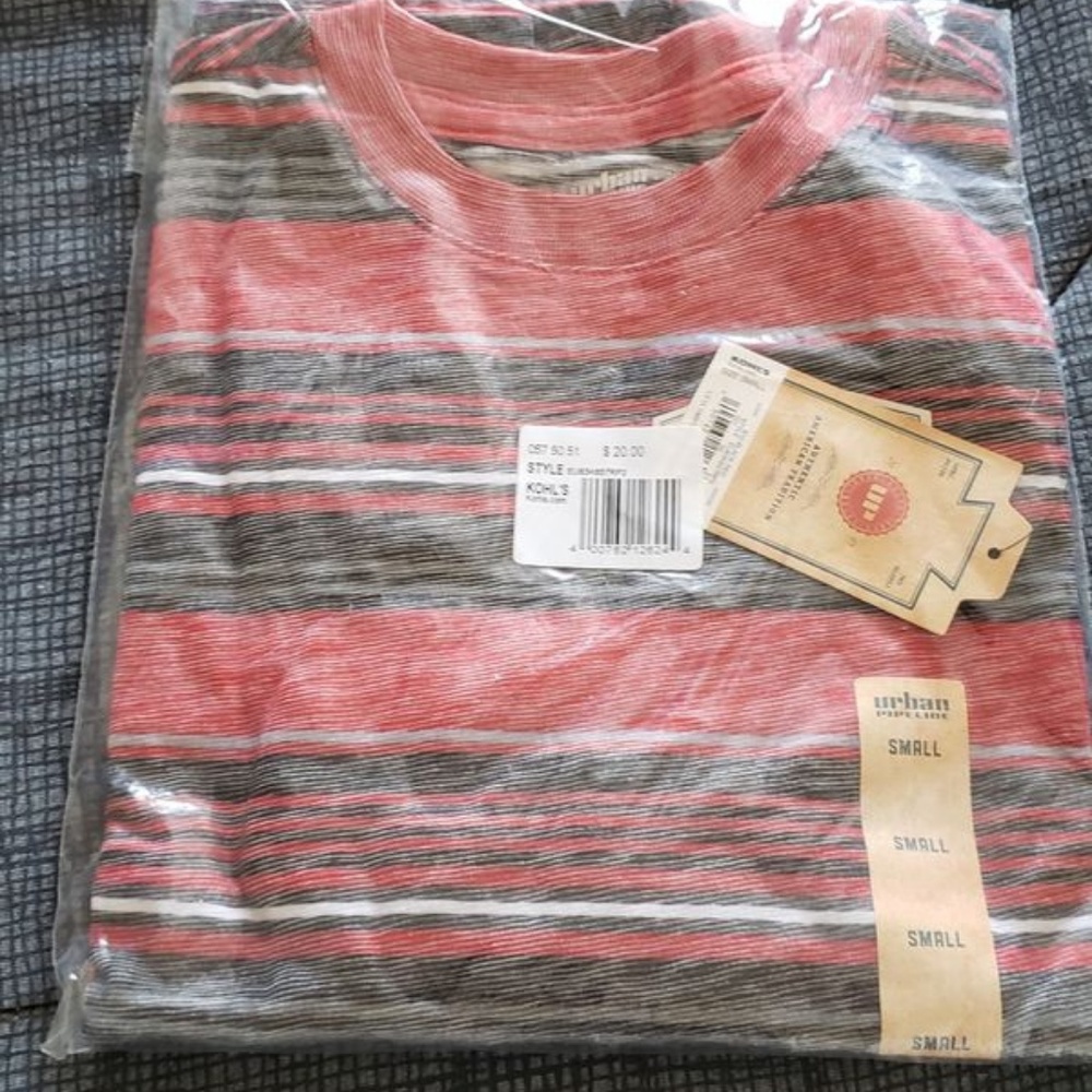 New Boy's shirt striped size small